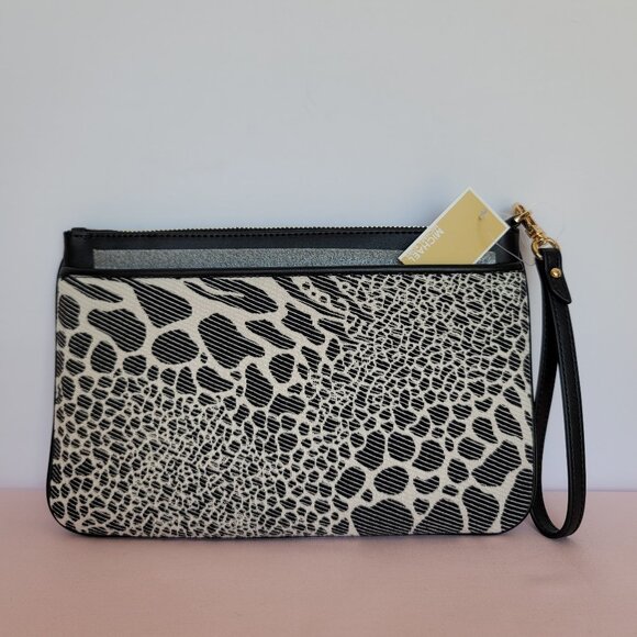 MICHAEL KORS Jet Set Charm Signature Logo Wristlet/Pouch- Black Multi - Picture 7 of 16